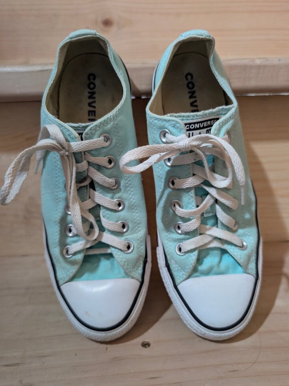 EUC Converse Low Tops Women's 9 Chuck Taylor All Star Lo-Top Aruba Blue sneakers - Picture 2 of 9